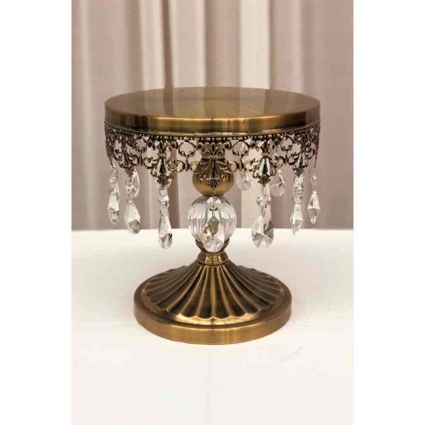 Cake stand with crystal hanging detail