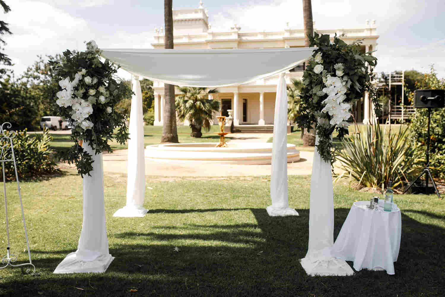 Real Wedding of Issie and Adam by Weddings of Distinction (1) Real Wedding of Issie and Adam by Weddings of Distinction (1)