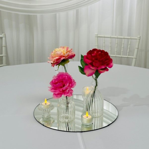 Ribbed bud vase centerpiece - Image 2