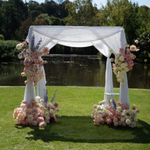 Deluxe canopy with curtain draping