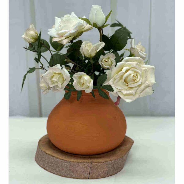 Terracotta vase centerpiece