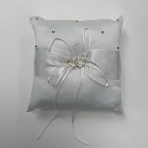 Heart Detail Ring Cushion