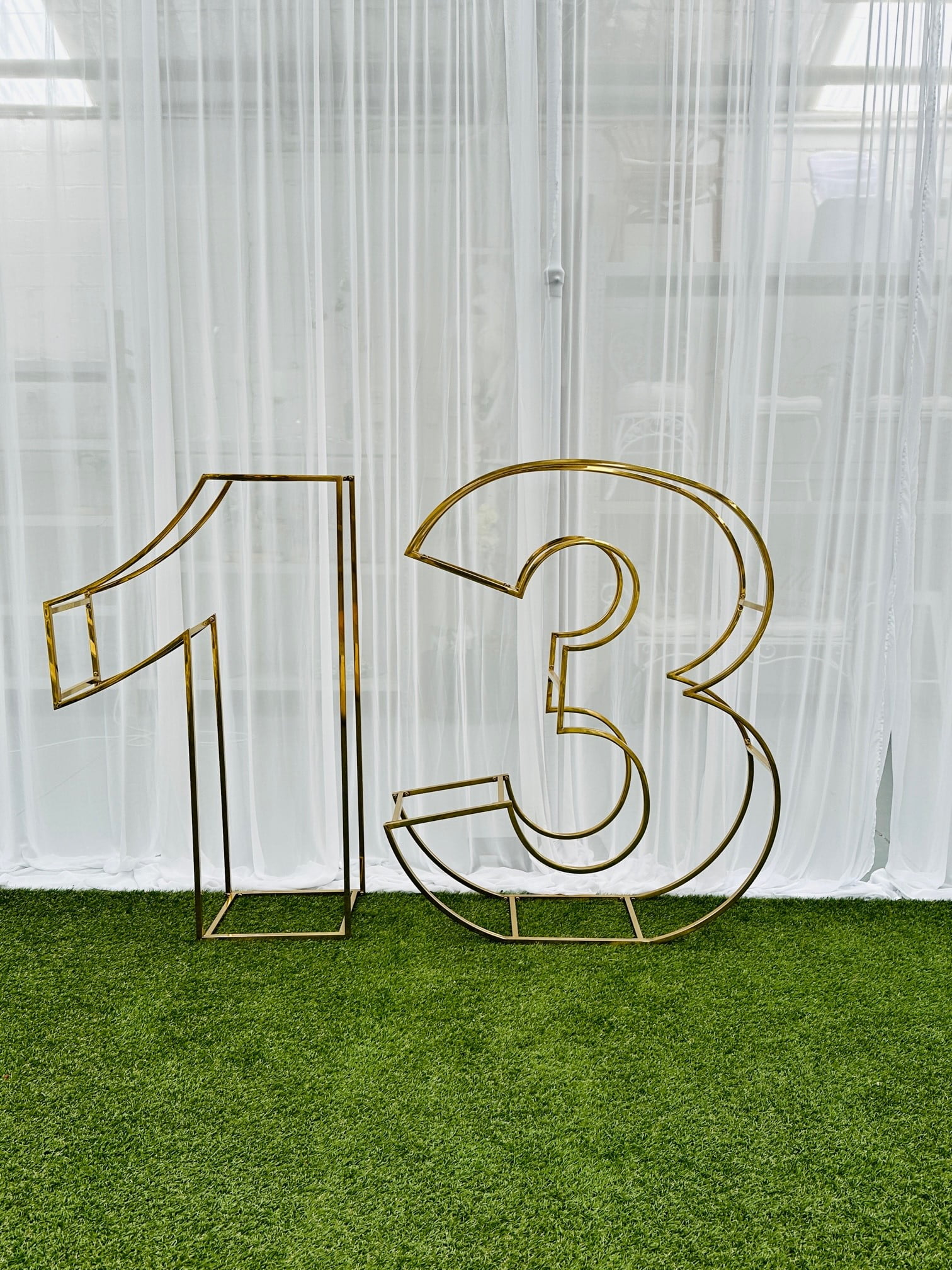 Number 13 Thirteen Set Gold Weddings Of Distinction Hire Melbourne