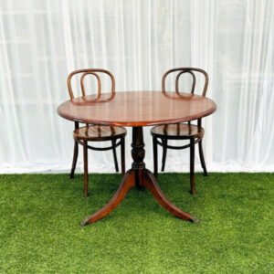 Our Antique Round Signing Table is perfect for all weddings and celebrations.