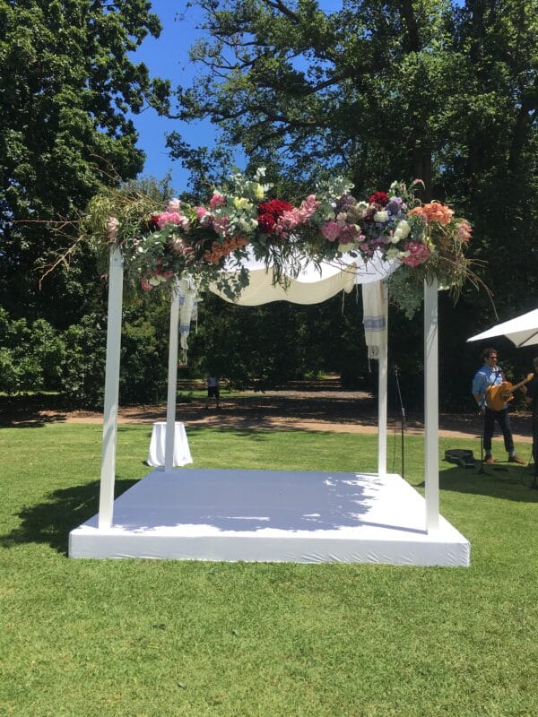 White Stage/Platform - Image 6