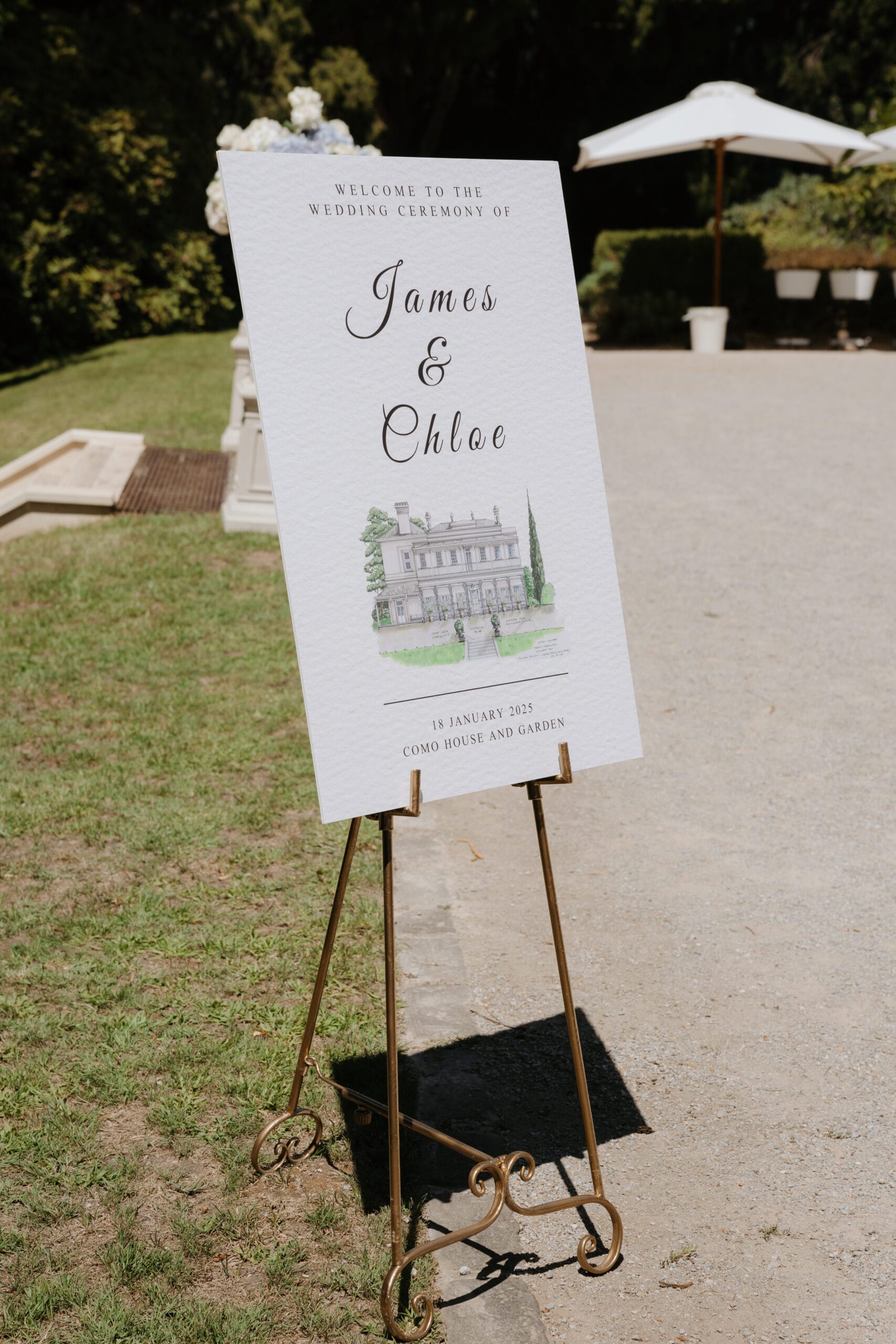 Gold easel with swirl detail at Como House