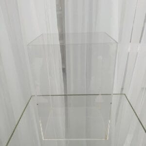 Clear acrylic rectangle box