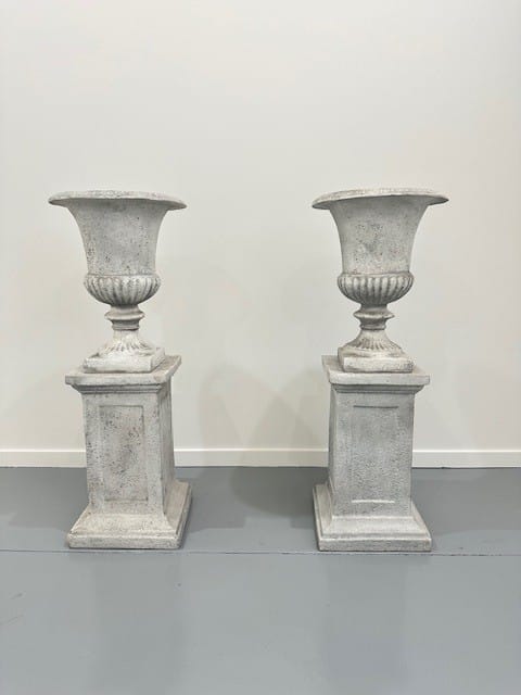 Verona Urns and Pedestals (stone-look) - Image 3